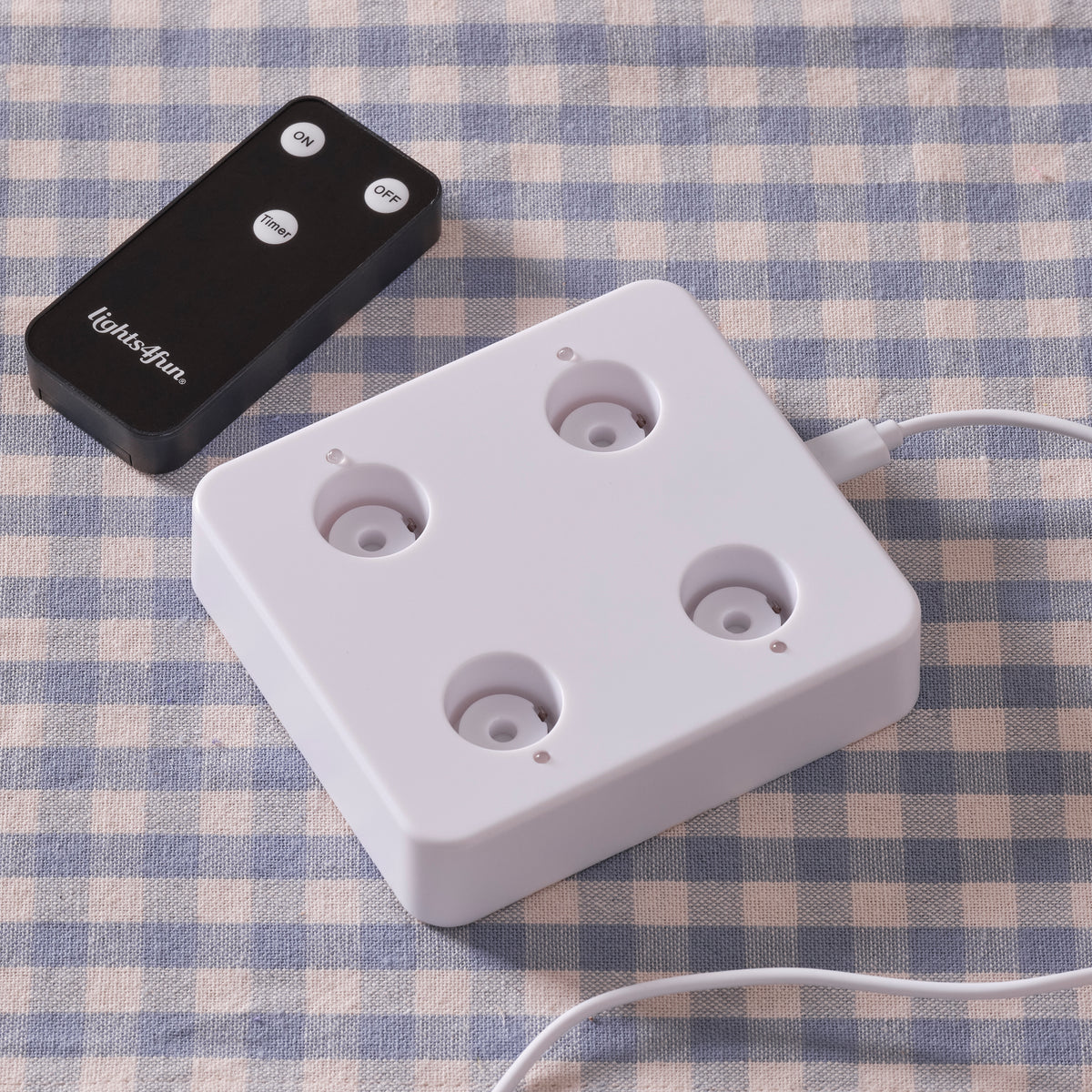 4er Set TruGlow® LED Stabkerzen Echtwachs elfenbeinfarben wiederaufladbar mit Fernbedienung