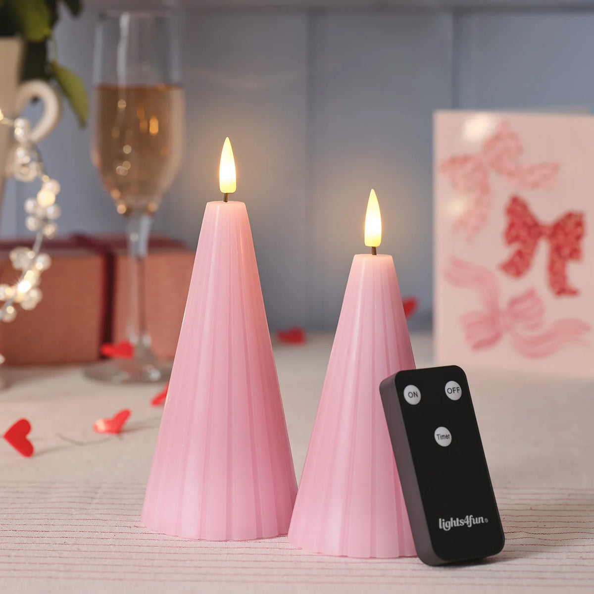 2er Set TruGlow® LED-Kegelkerzen mit Fernbedienung