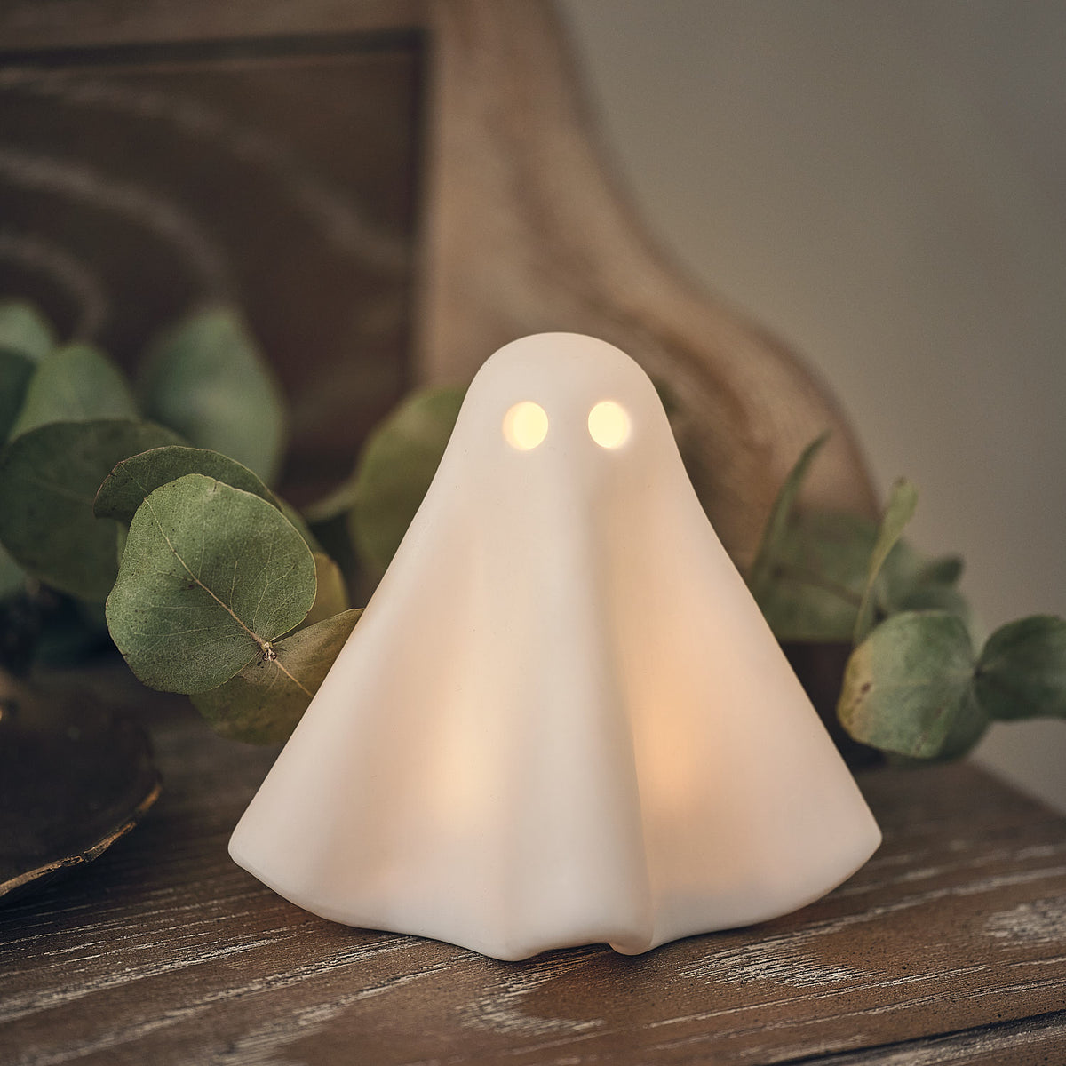  LED-Halloween-Deko aus Porzellan – Gerald der Geist