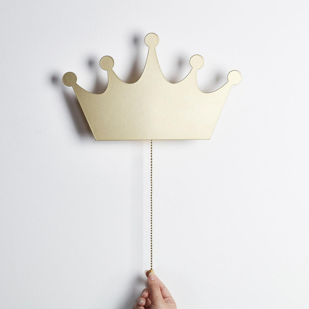 Metall Krone Lampe in Gold