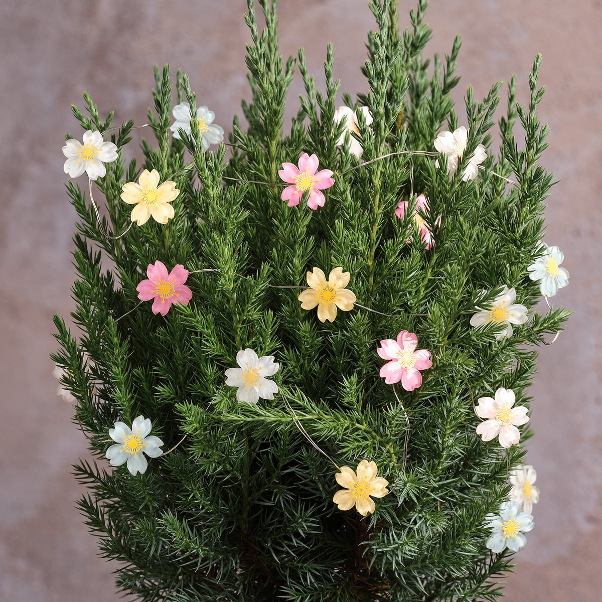 Batteriebetriebene LED‑Mikro‑Blumenlichterkette mit 20 Lichtern in Warmweiß