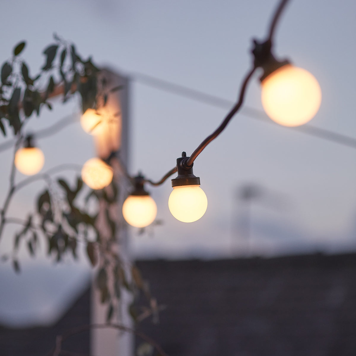 Pro Connect IP67, 150m 300er Party Lichterkette warmweiß koppelbar schwarzes Kabel