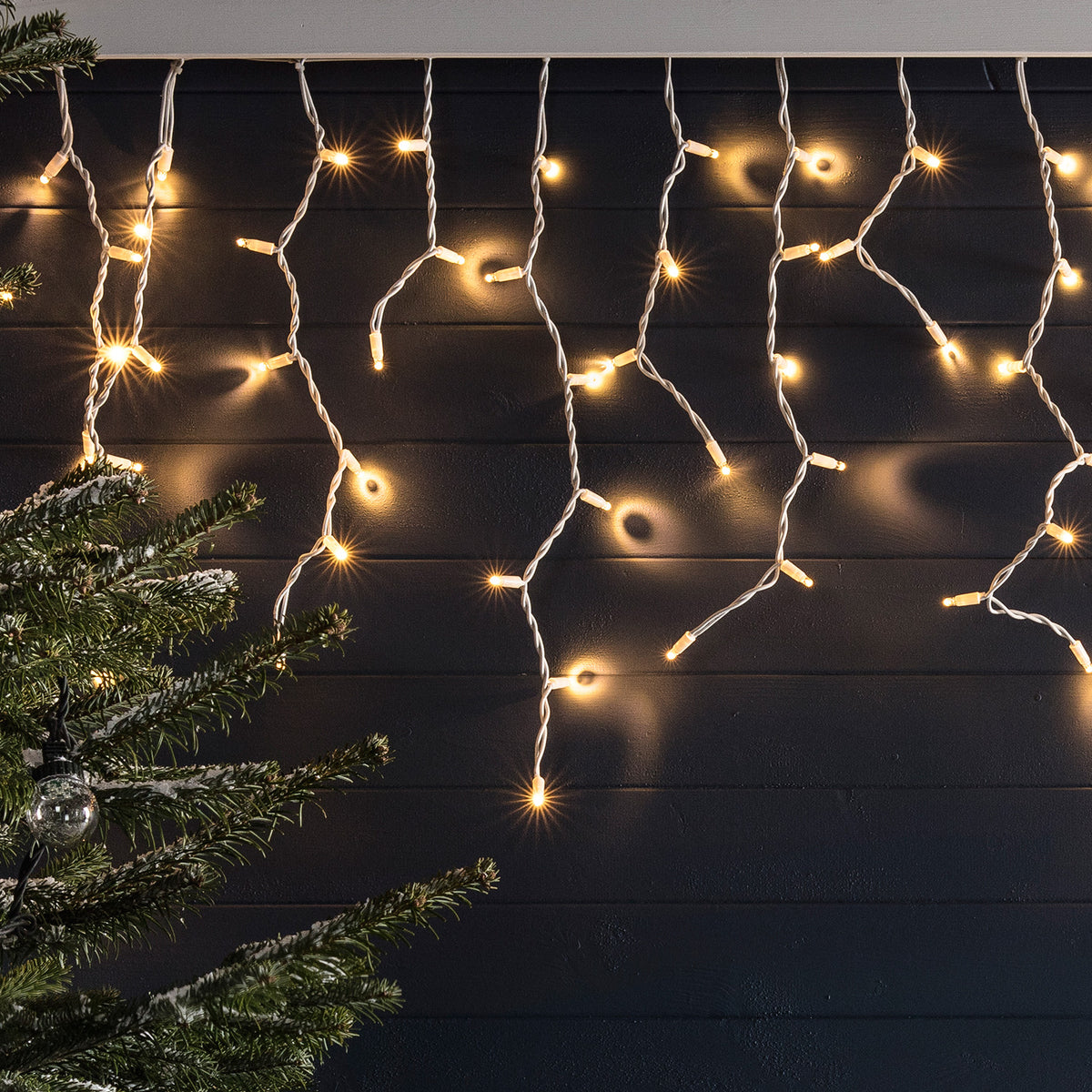 Pro Connect 8m 400er LED Eiszapfen-Lichterkette IP67