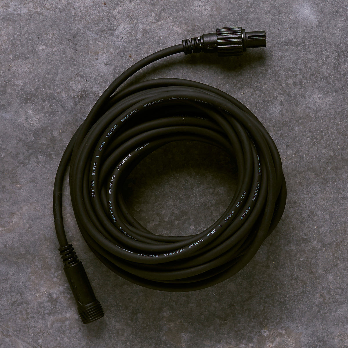 Schwarzes Pro Connect Verlängerungskabel 10 Meter IP67