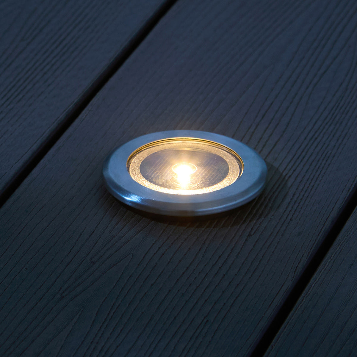 4er Set Solar Terrassen‑Einbaustrahler in Warmweiß, Silber