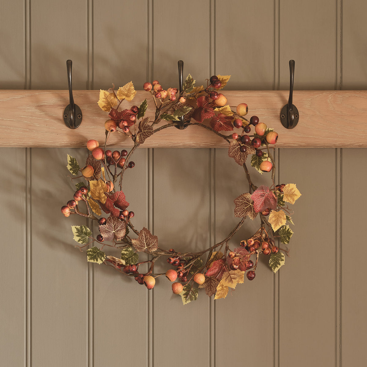 40cm Herbstkranz mit Beeren