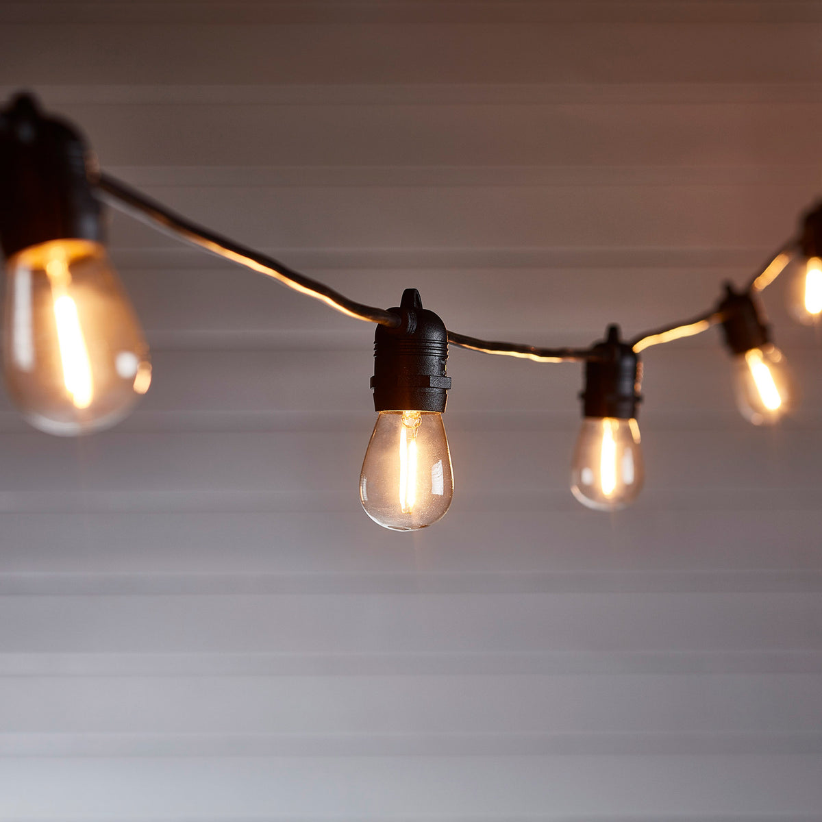 Ultimate Connect 85m 170er LED Lichterkette Glühbirnen warmweiß koppelbar schwarzes Kabel