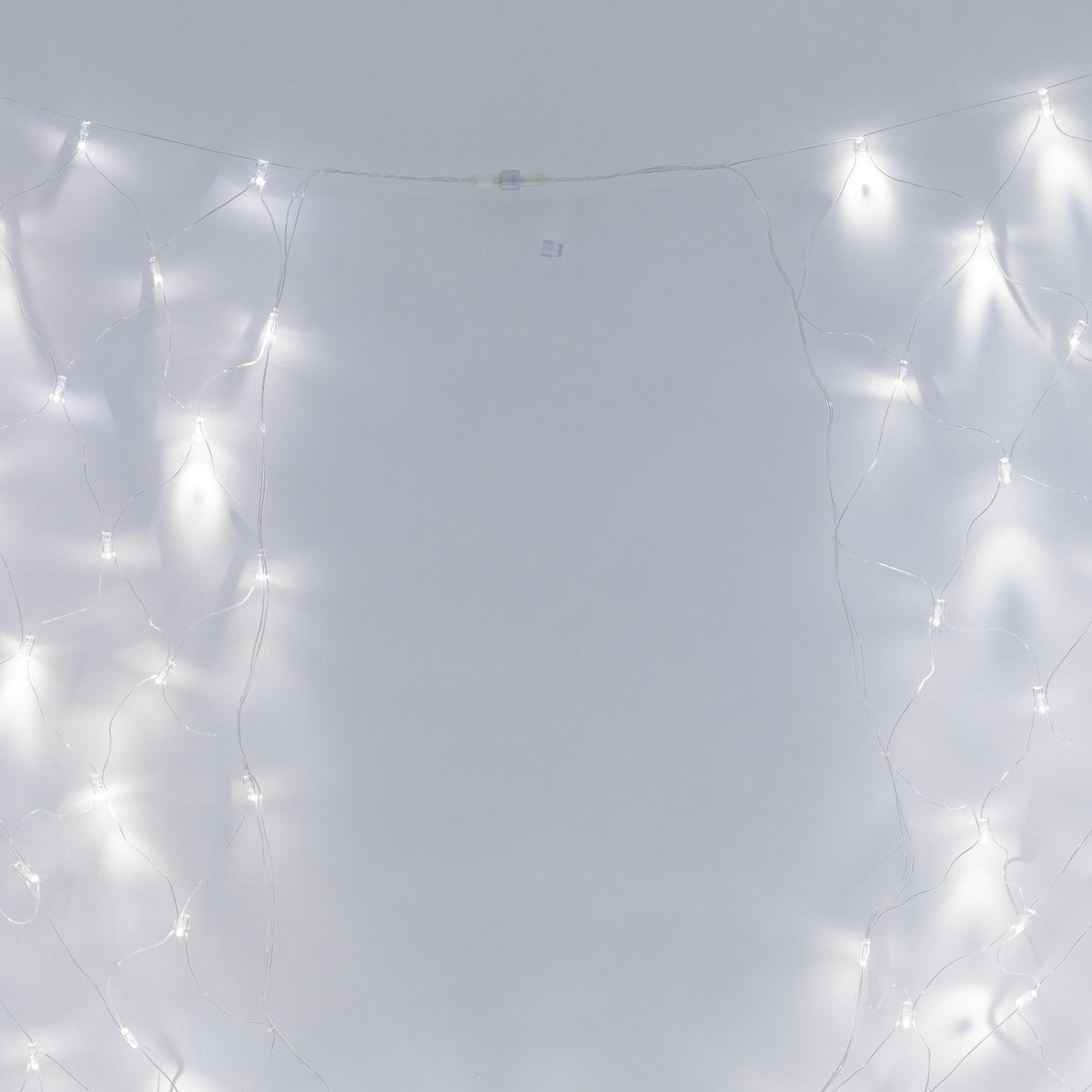 Core Connect 8m x 2m 560er LED Lichternetz weiß koppelbar transparentes Kabel
